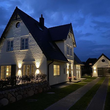 Neu! Ferienhaus Litj Horsa Hoog - Luxus, Lage, Leichtigkeit Mit Wellenrauschen In Wenningstedt Sylt Wenningstedt-Braderup Exterior foto